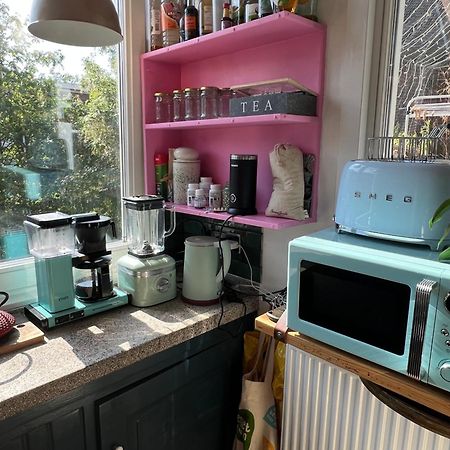 האג Ivy - Classical & Modern Apartment In Lovely Neighbourhood Near Beach מראה חיצוני תמונה